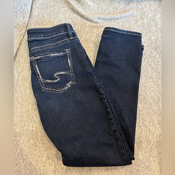 Silver Jeans Denim - Women’s Silver Jeans Elyse Straight Leg